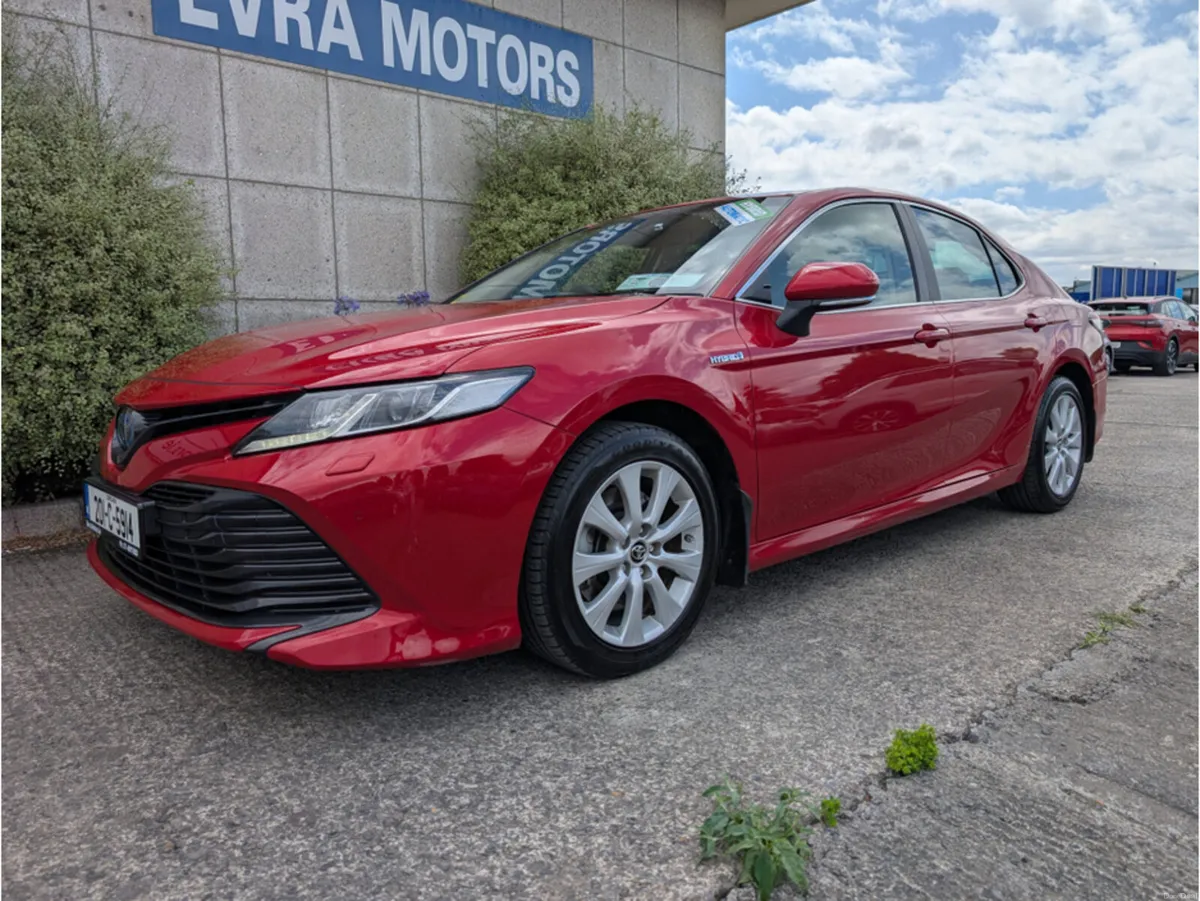 Toyota Camry SOL AUTOMATIC HYBRID 2.5 PETROL//FULL - Image 4