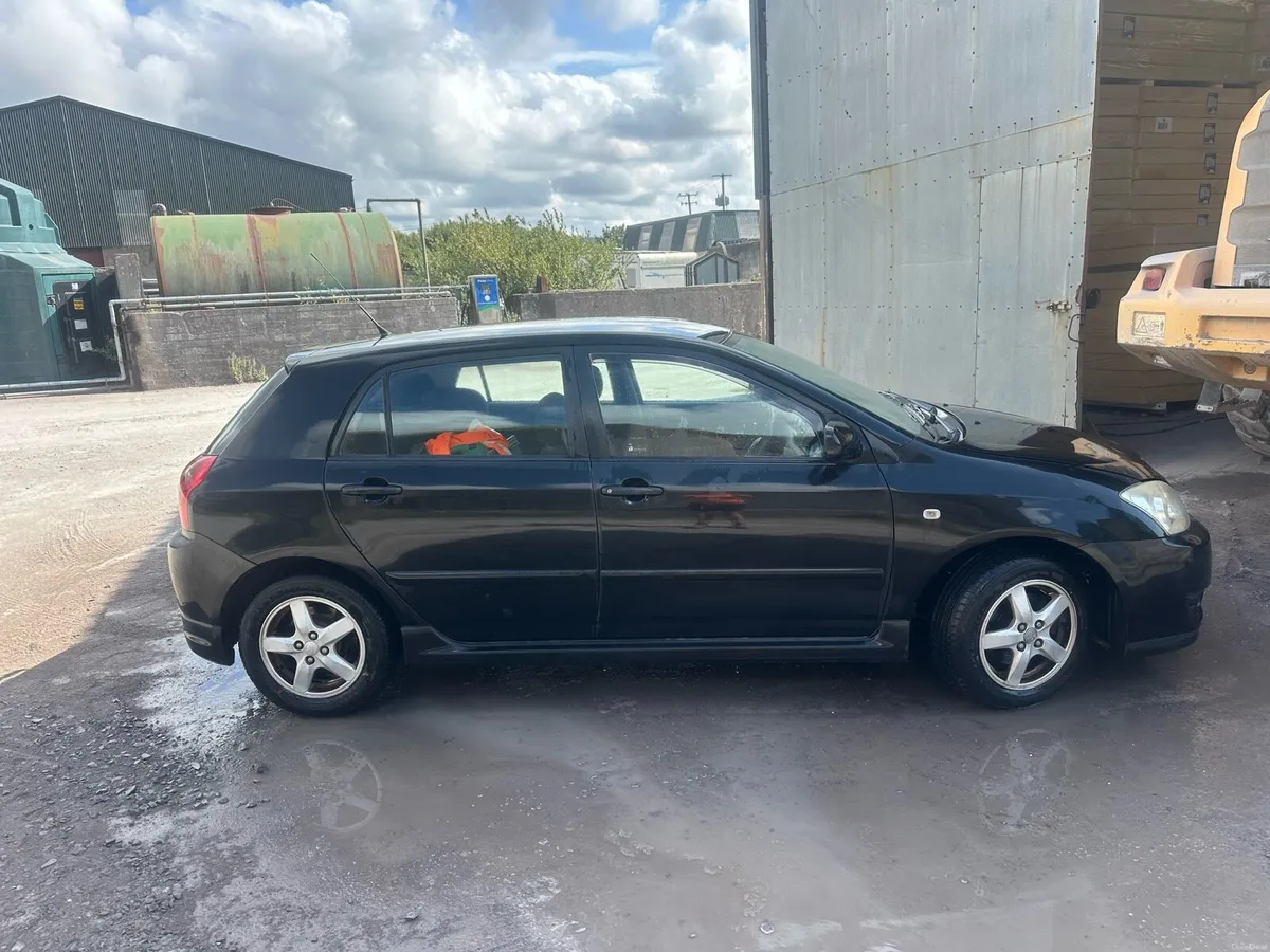 Toyota Corolla - Image 3