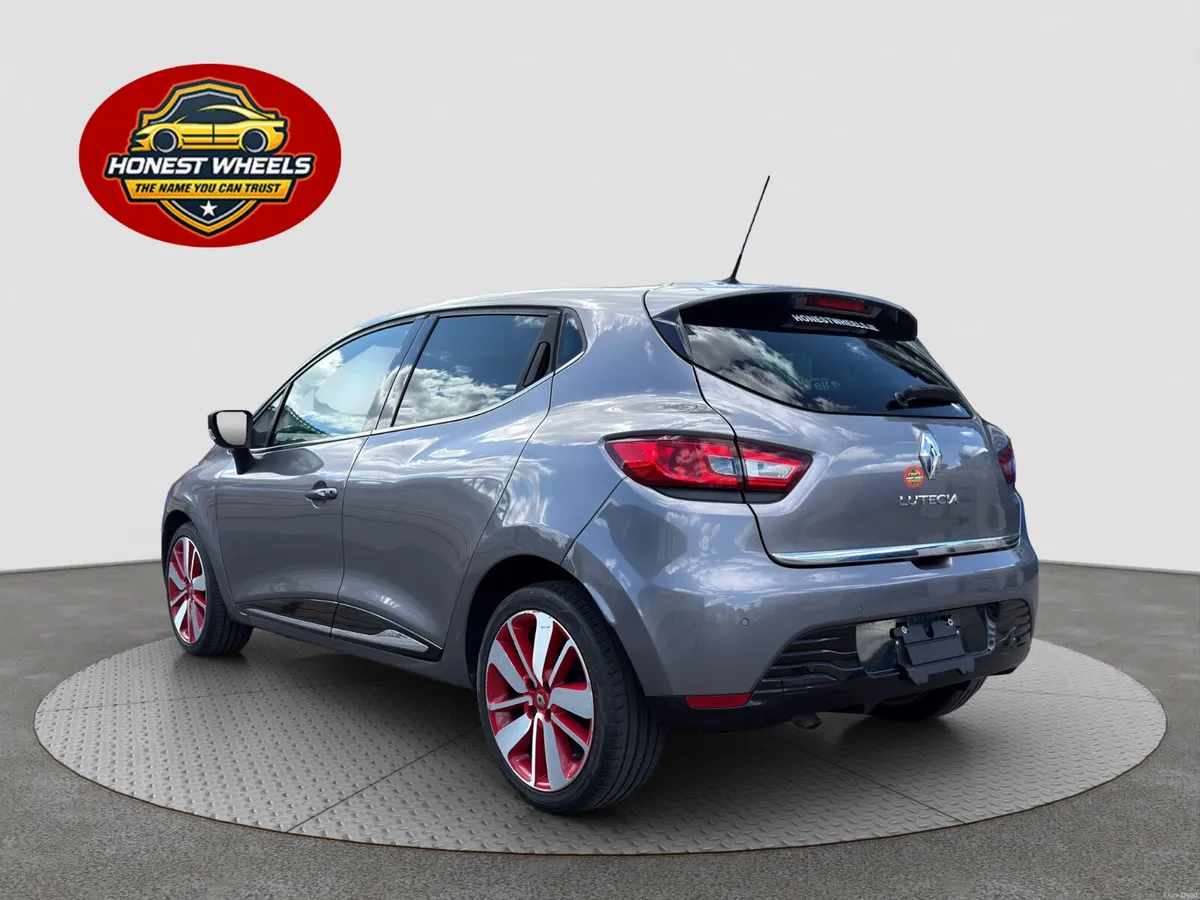 2015 Renault Clio/Luticia 1.2L Petrol Automatic - Image 5