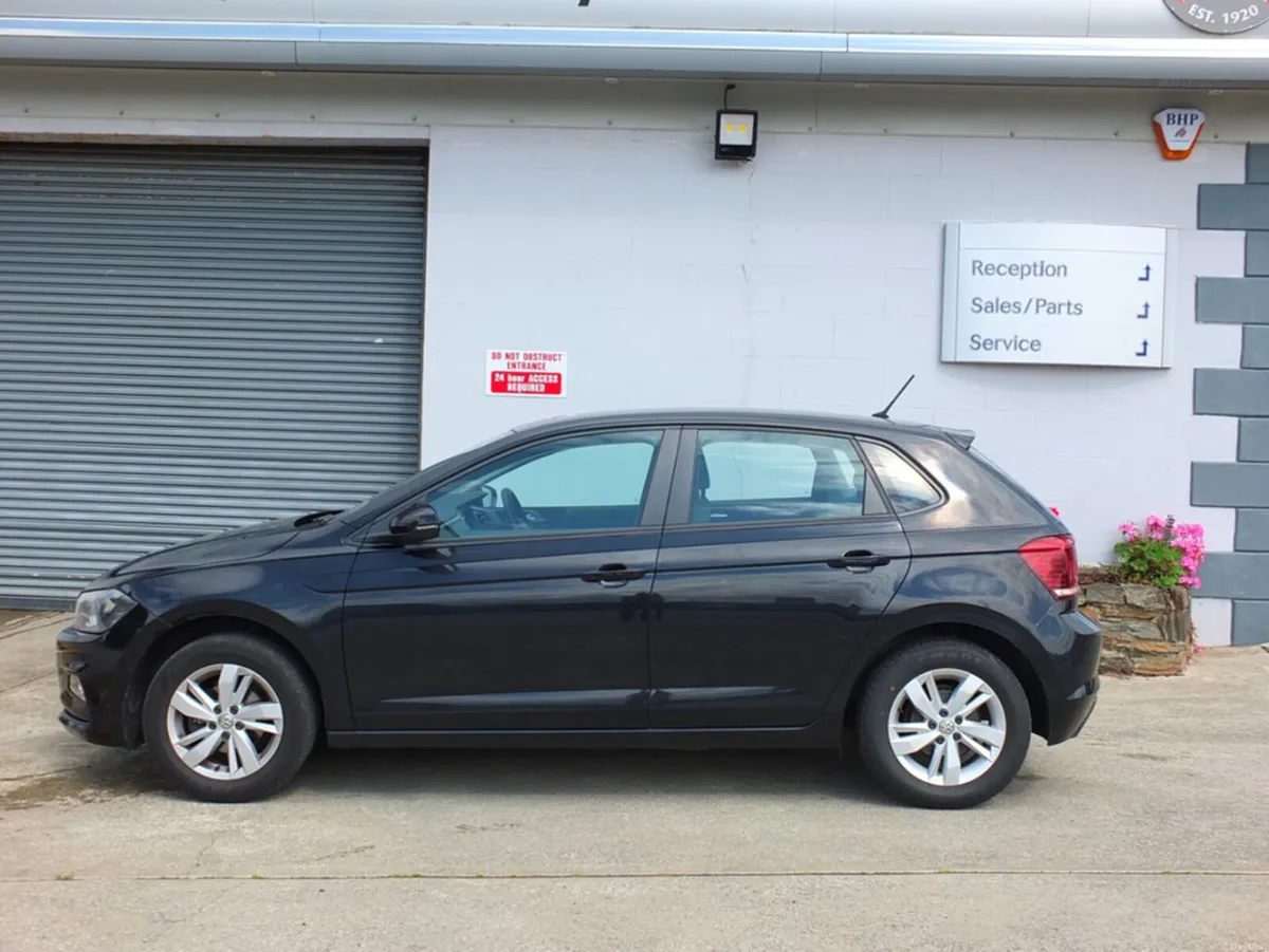 Volkswagen Polo Trendline - Image 2