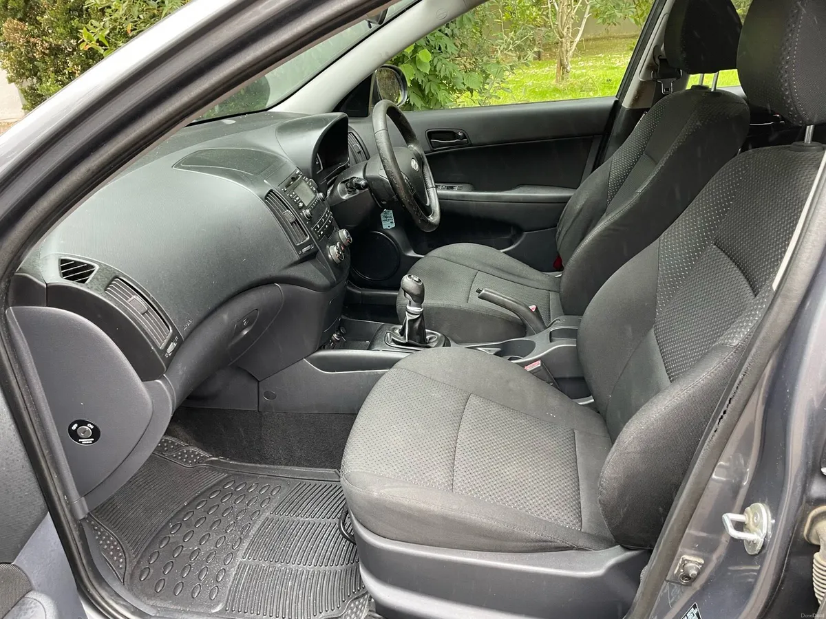 11 Hayunda I 30 1.6 Crdi €1595 - Image 5