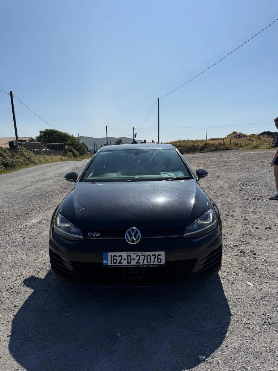 Volkswagen Golf 2016 - Image 2