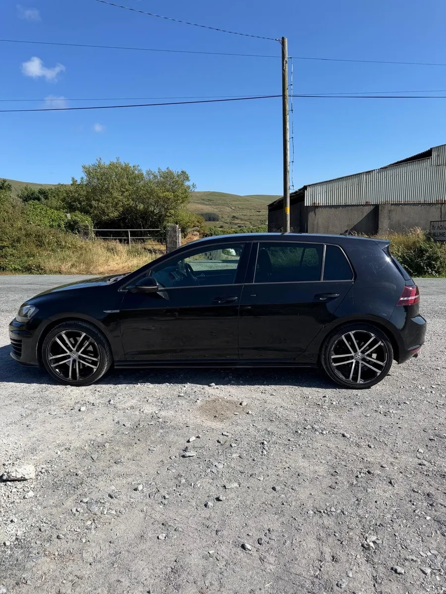 Volkswagen Golf 2016 - Image 3
