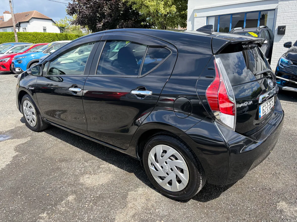 2016 TOYOTA AQUA 1.5 PETROL HYBRID AUTO - Image 5