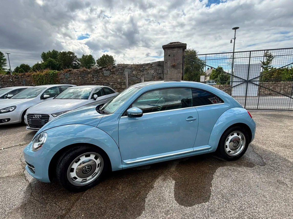 Beetle Design – Light Blue | 81,000 km | Fresh NCT - Image 3