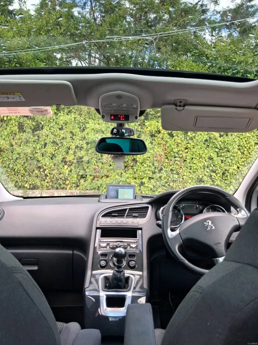 Peugeot 5008 - Image 1