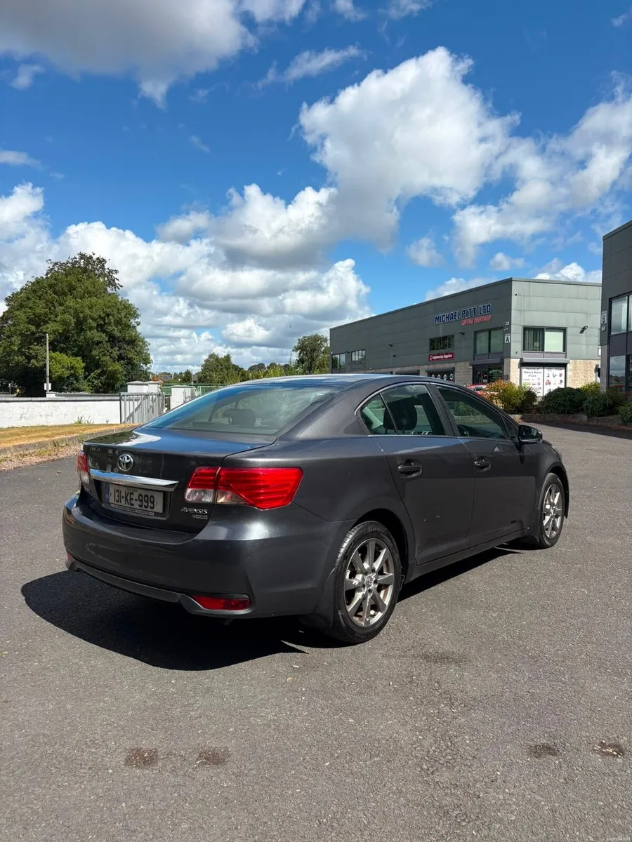 Toyota avensis - Image 5