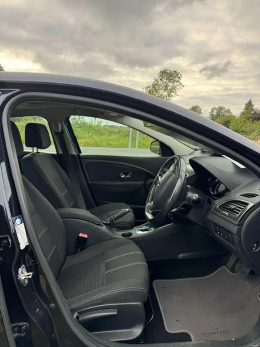 Renault Fluence 2015 - Image 6