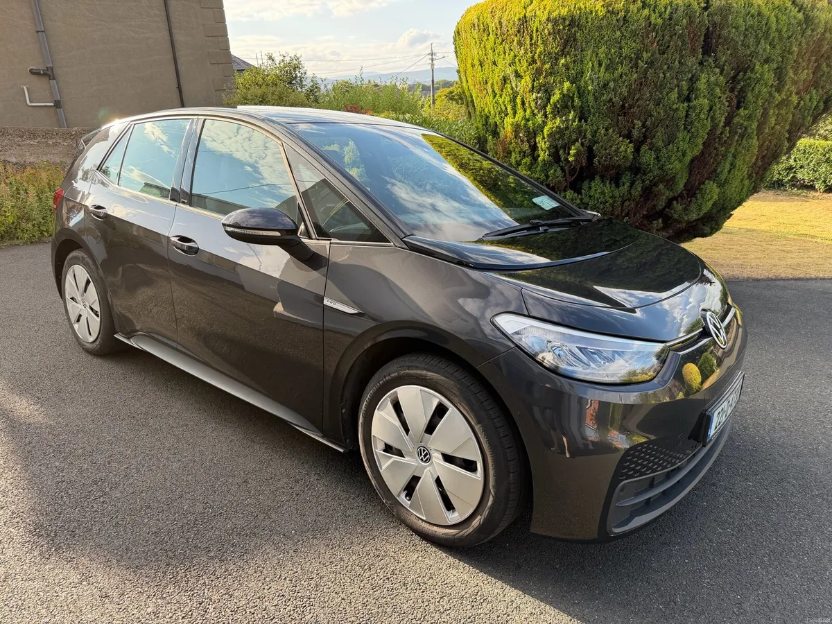 VW iD.3 LIFE 58KWH 145HP PRO 5dr - Image 3