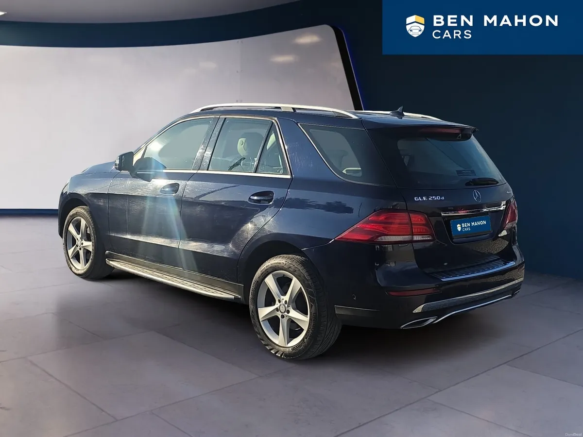 Mercedes-Benz GLE 2017 - Image 3