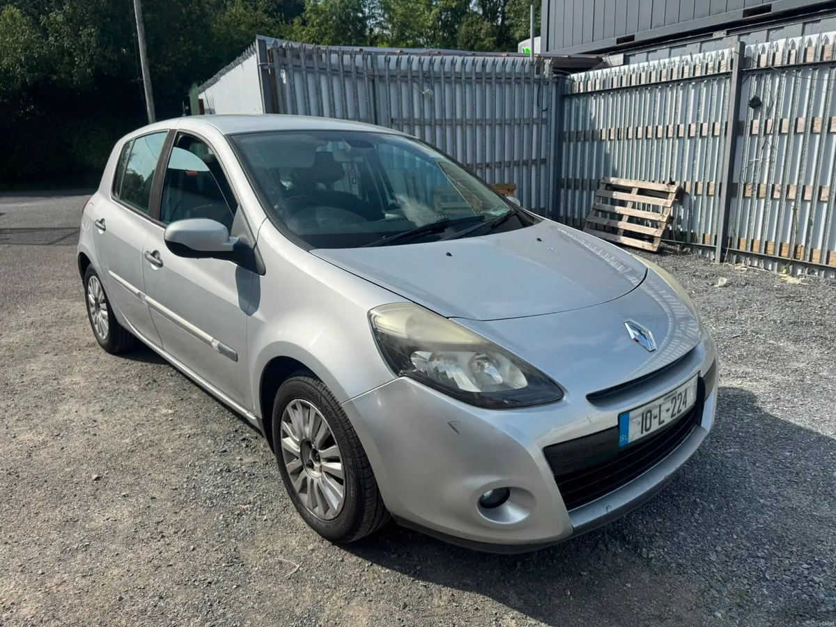 Renault Clio 2010 new nct 01/27 - Image 3