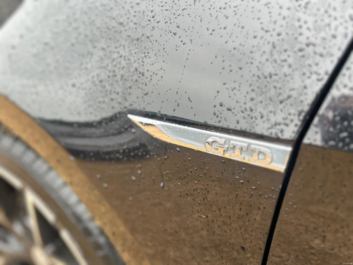 Volkswagen Golf GTD - Image 6