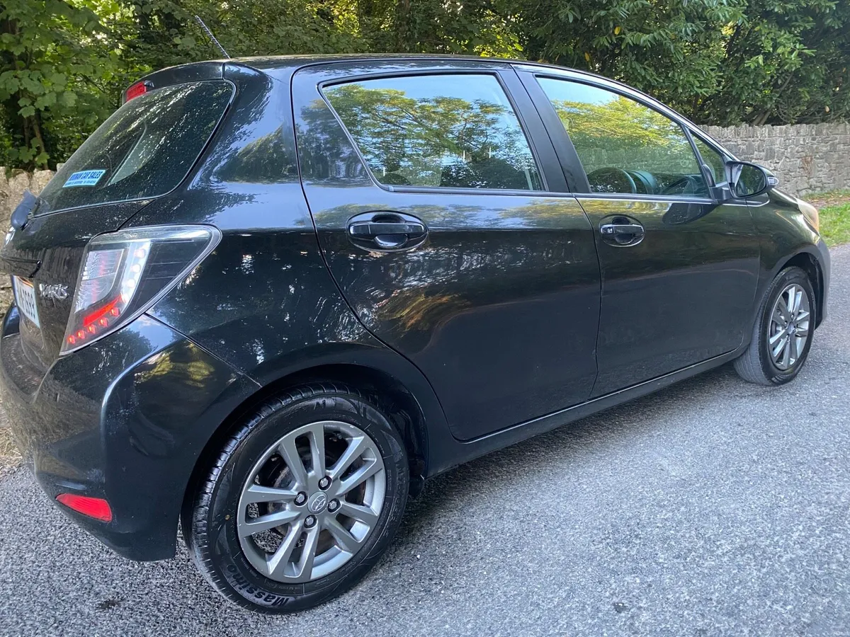 TOYOTA YARIS LAUNA SPORT 🏉 NEW NCT MINT - Image 2