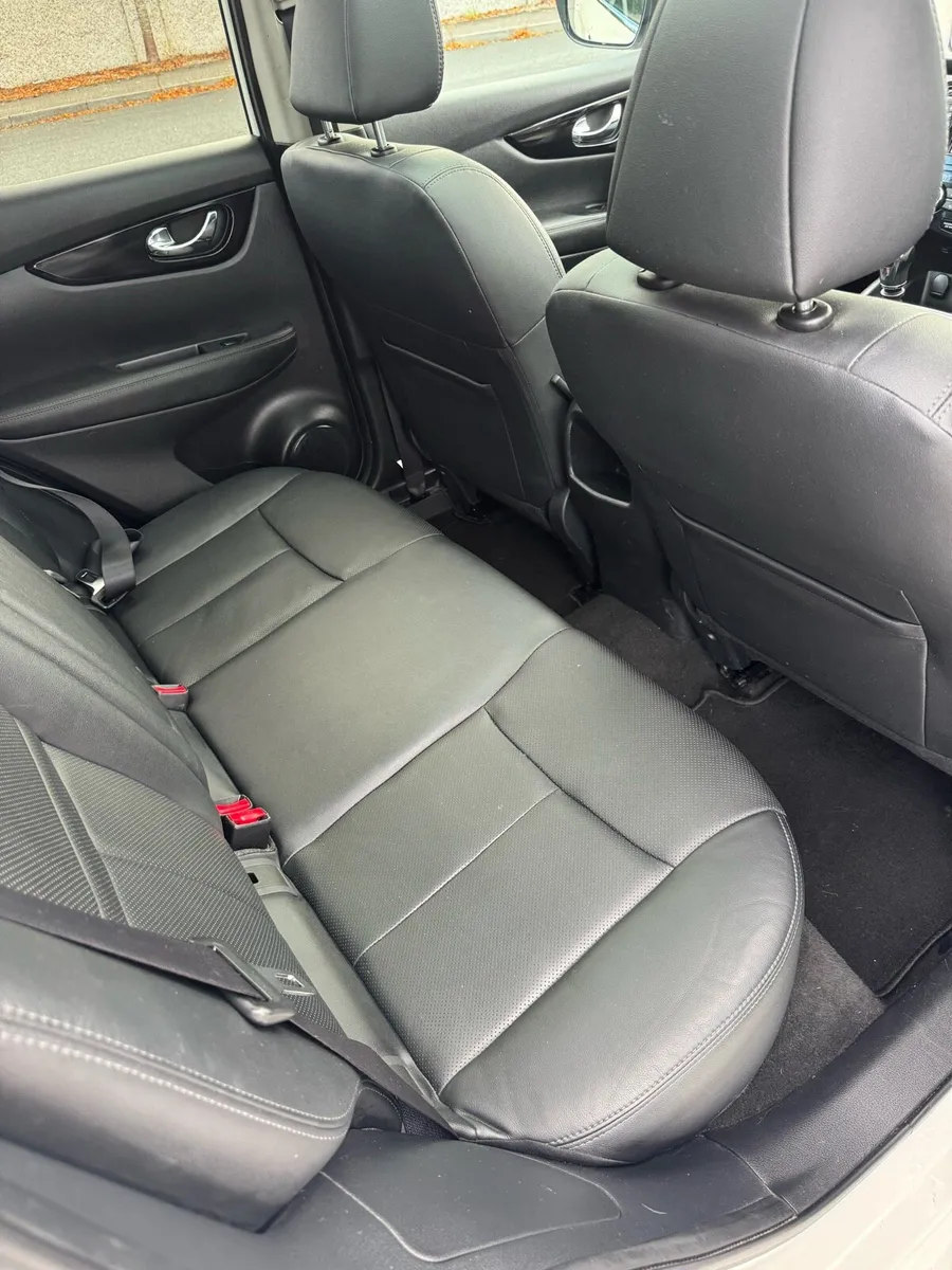 Nissan Qashqai 1.5 Diesel Top Spec !! - Image 5