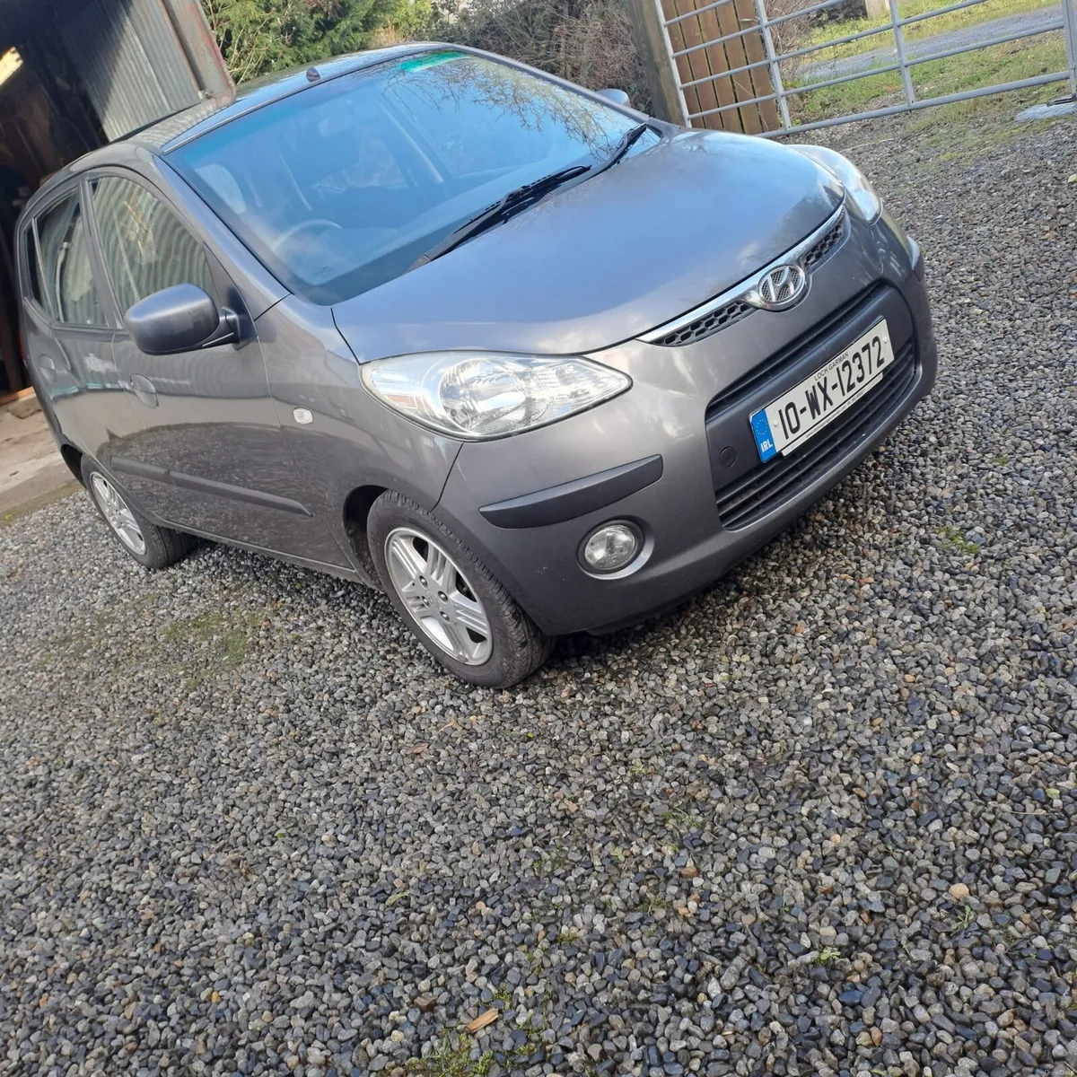 Car - Image 2