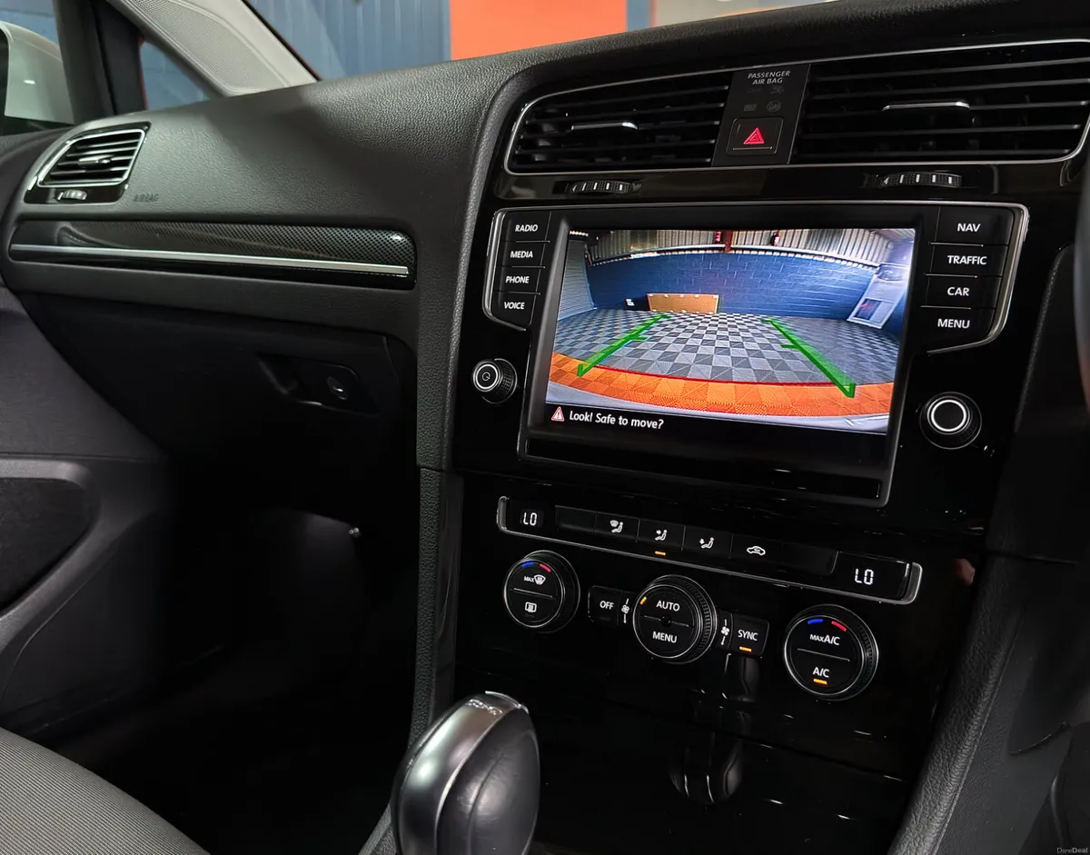 2015 Volkswagen Golf 1.4TSi Highline 150BHP Auto - Image 5