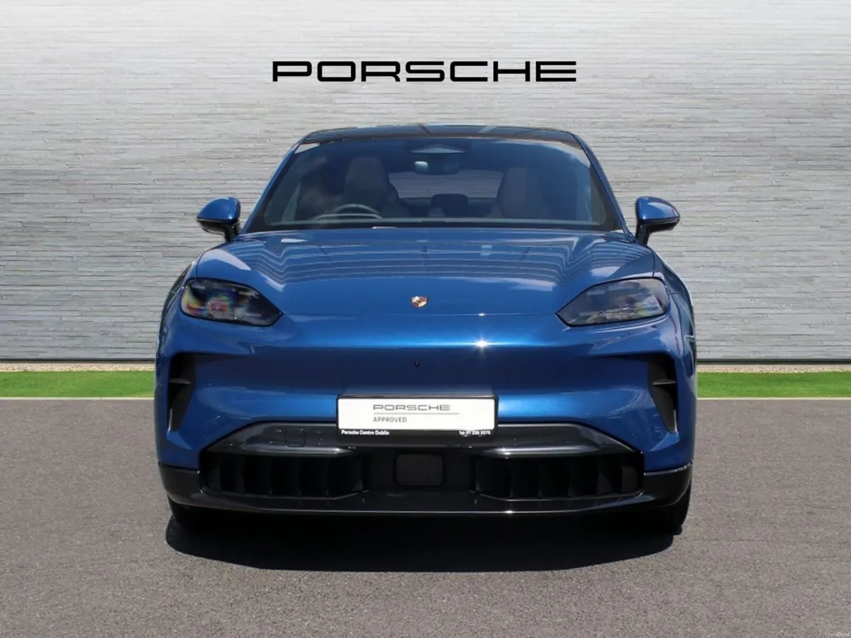 Porsche Cayenne Coupe Electric - Image 6