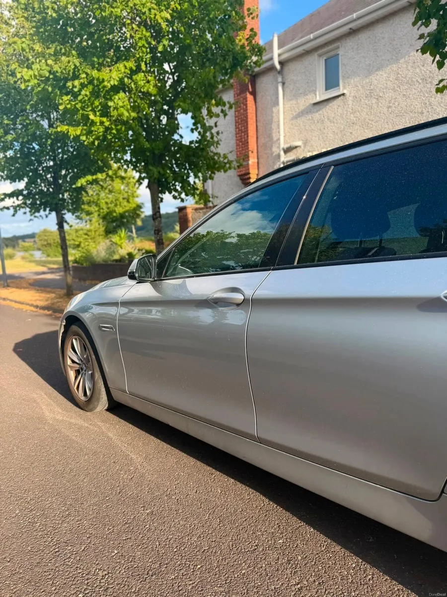 BMW 520D Estate - Automatic - Image 5