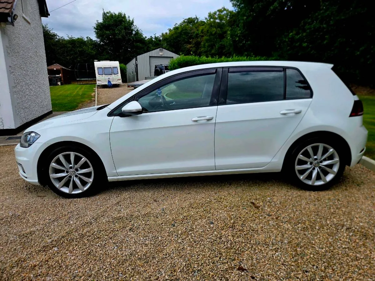 Vw golf highline low Km's - Image 4