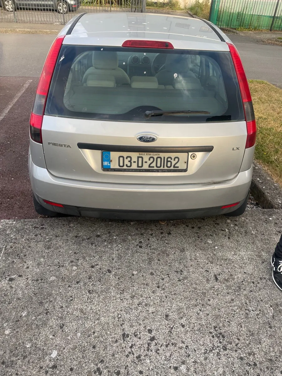 Car - Image 2
