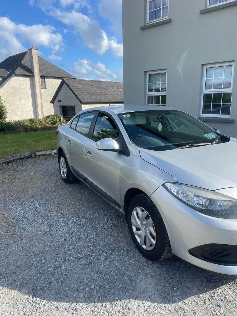 131 Renault Fluence - Image 2