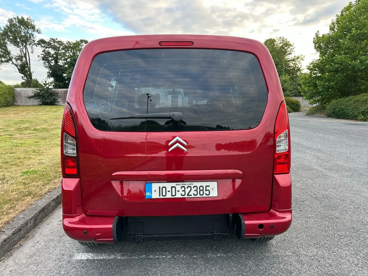 Citroen Berlingo wheelchair accessible multi space - Image 5