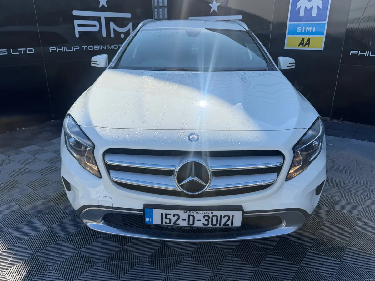 Mercedes-Benz GLA200D Sport 5DR - Image 3