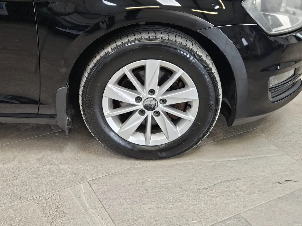 14 VOLKSWAGEN GOLF CLOMFORTLINE EDITION - Image 6