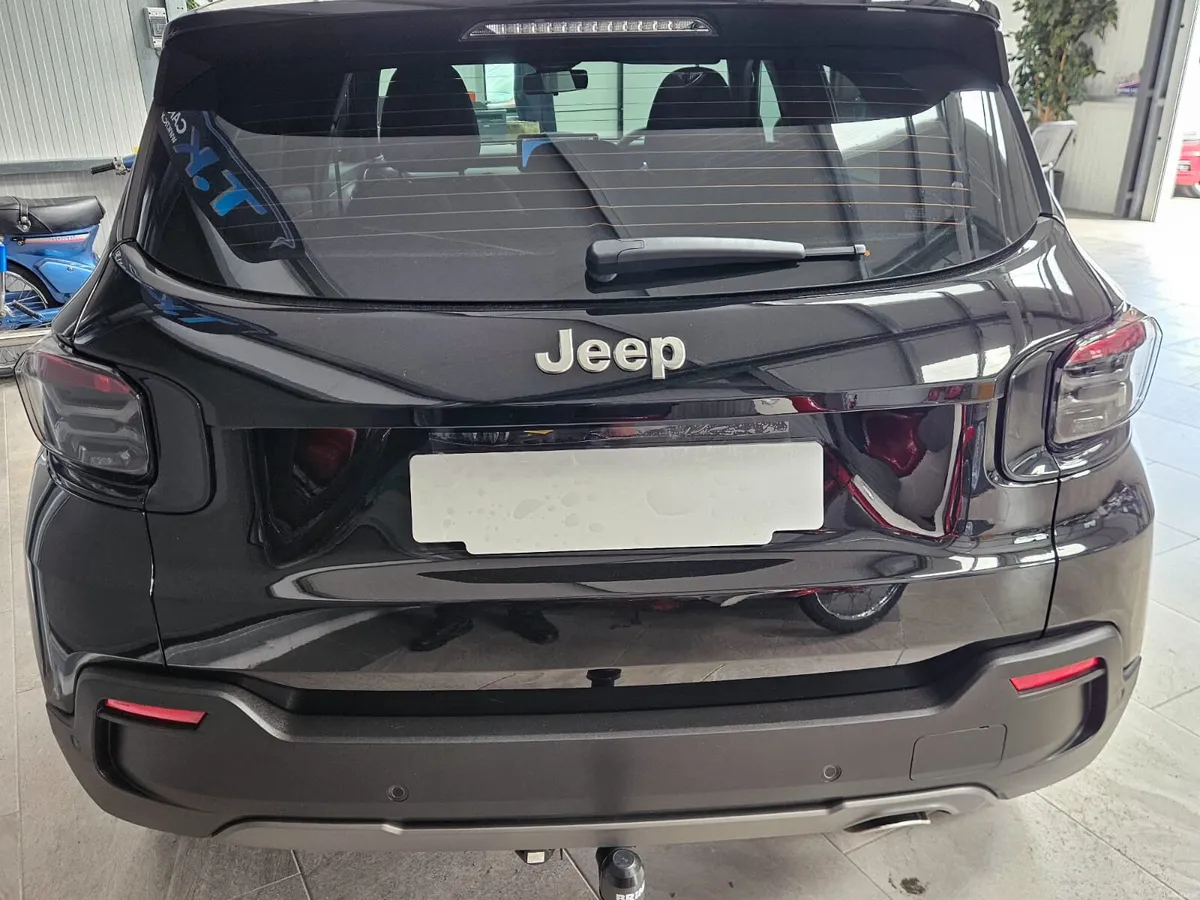 26 JEEP AVENGER  E-HYBRID EDCT6 LONGITUDE - Image 4