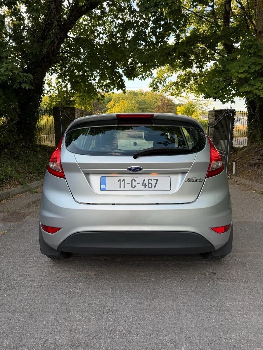 2011 Ford Fiesta - Image 3
