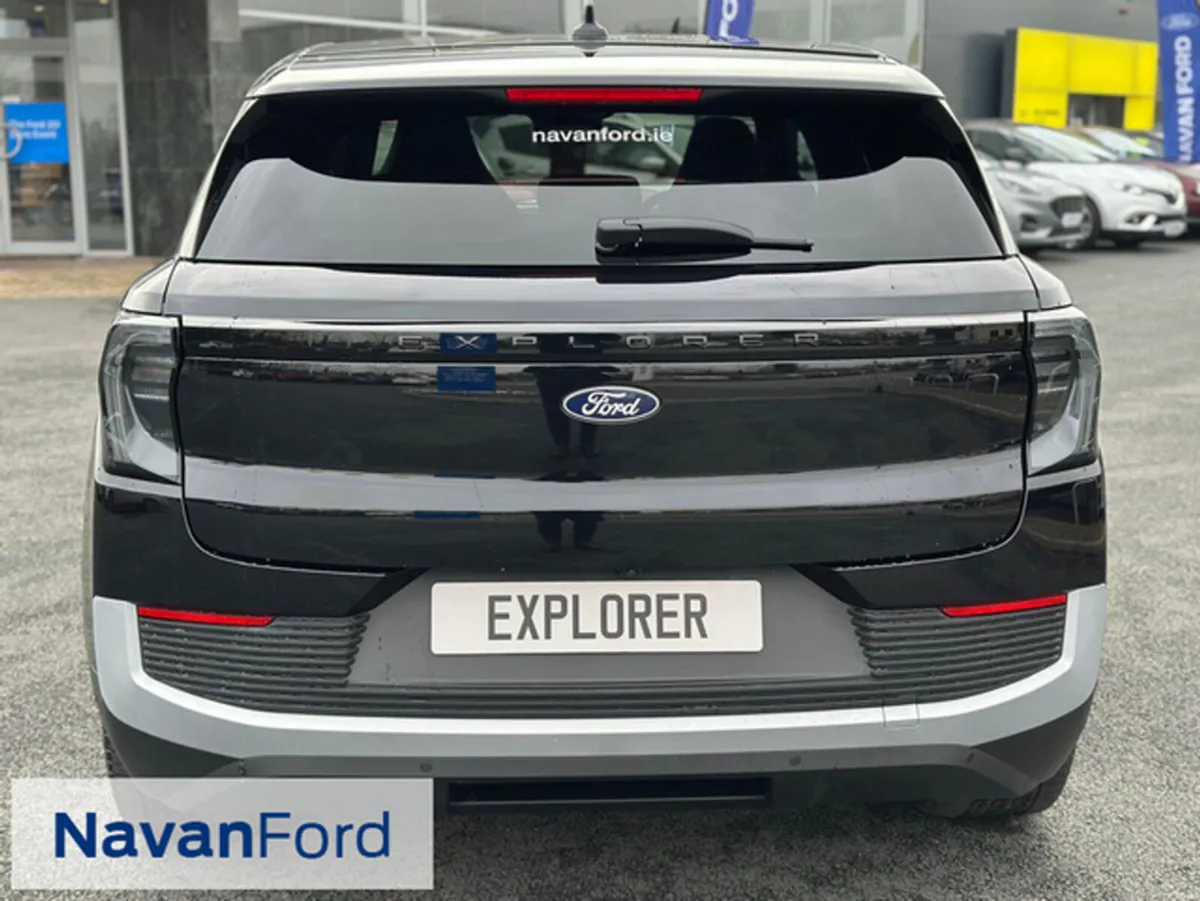 Ford Explorer Premium RWD 82kWh -  Extended Range - Image 6