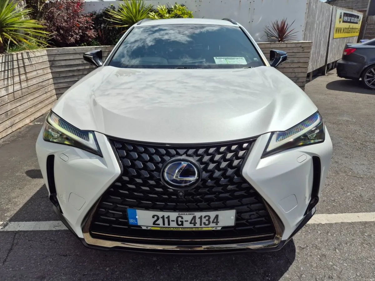 Lexus UX 6aa-mzah10 - Image 4