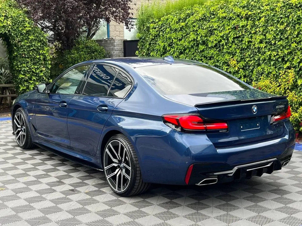 BMW 5-Series 530e LCI M-SPORT COMPETITION 2.0 HYBR - Image 5