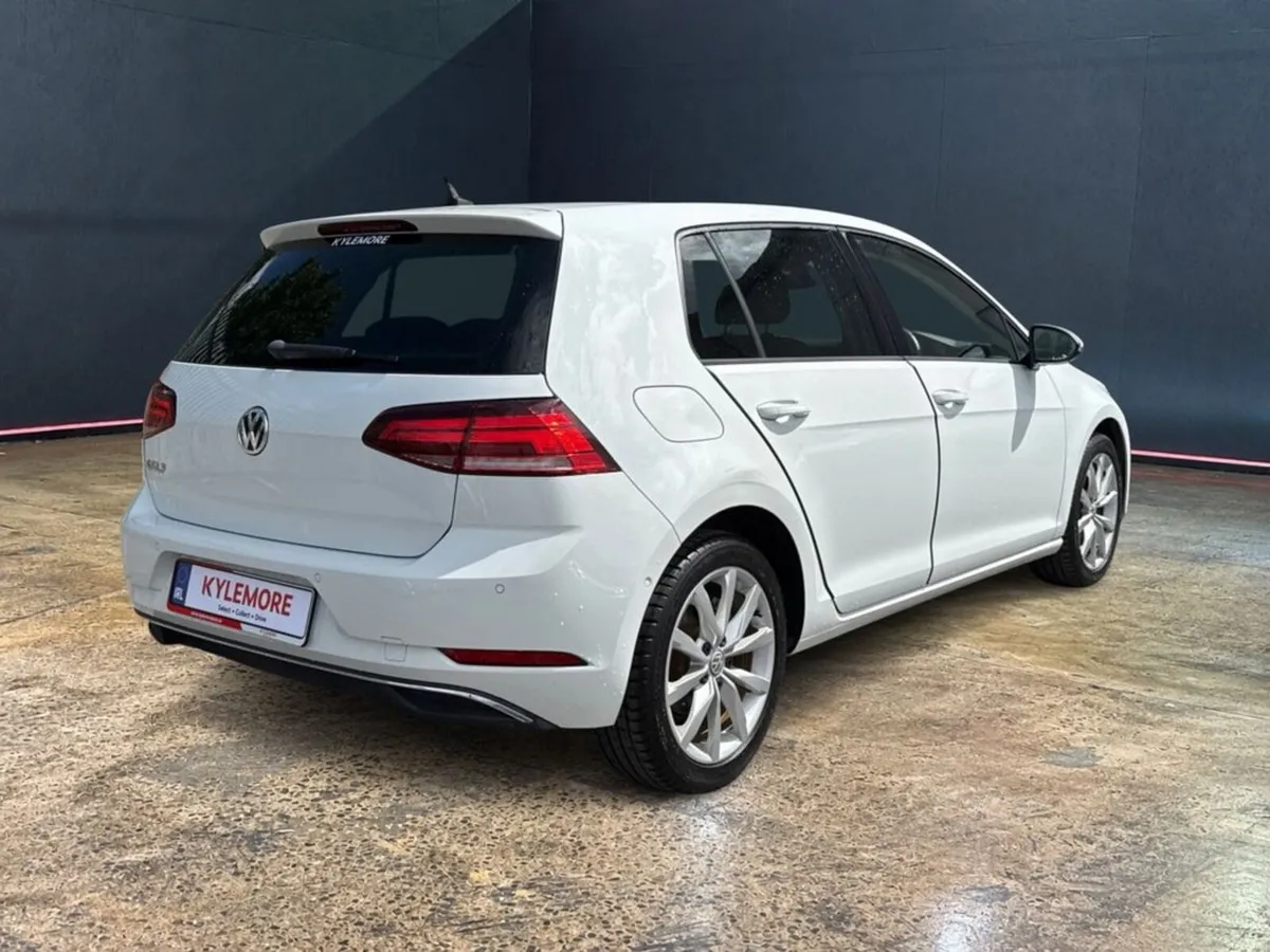 Volkswagen Golf 1.2 TSI COMFORT LINE AUTOMATIC - F - Image 3