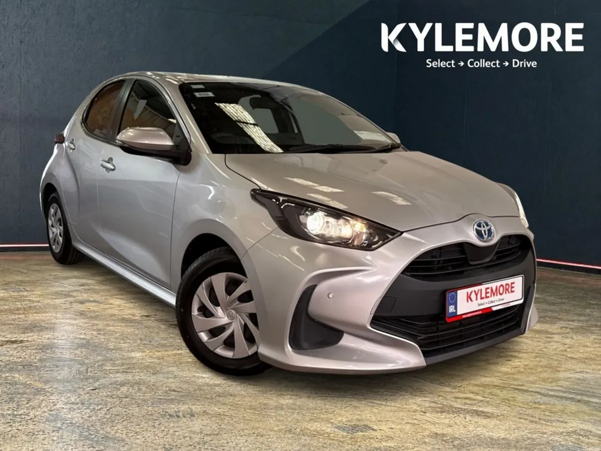 Toyota Yaris 1.5 HYBRID AUTOMATIC - CRUISE CONTROL - Image 1