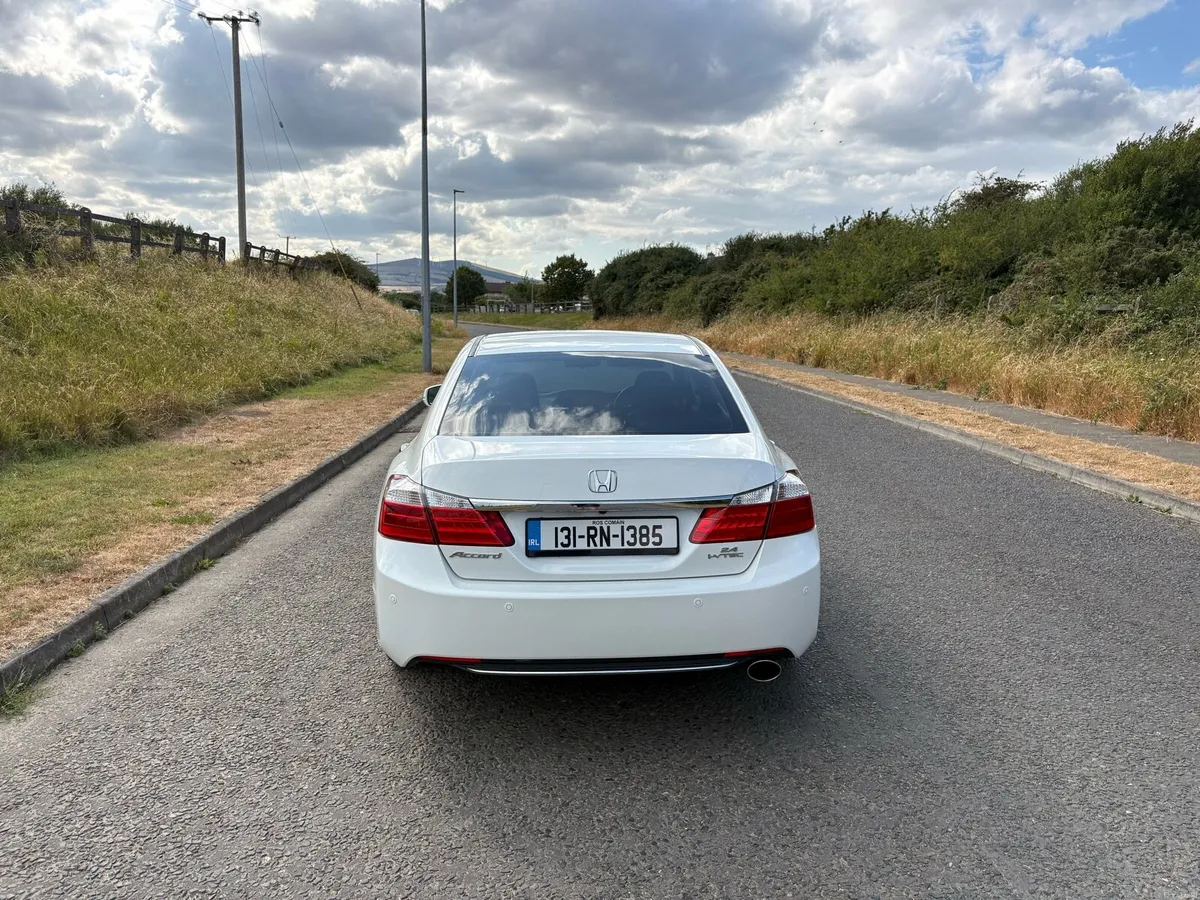 131 honda accord I vtec automatic - Image 6