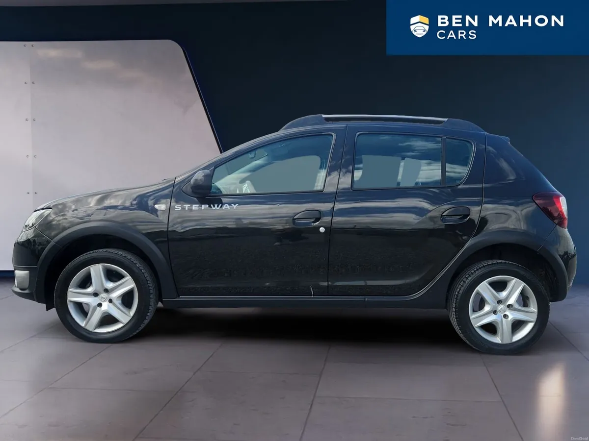 Dacia Sandero Stepway 1.5DCI - Image 2