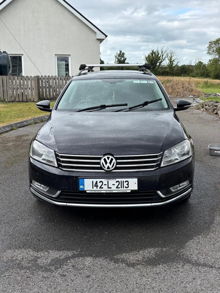 Vollswagen Passat 1.6 TDI Executive - Image 1