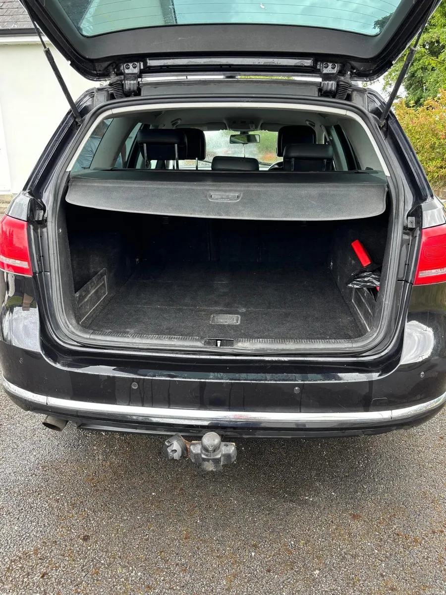 Vollswagen Passat 1.6 TDI Executive - Image 4