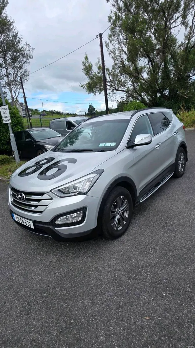 Hyundai Santa Fe SUV Diesel Sliver - Image 5
