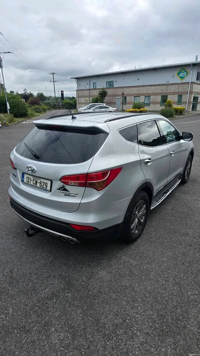 Hyundai Santa Fe SUV Diesel Sliver - Image 1