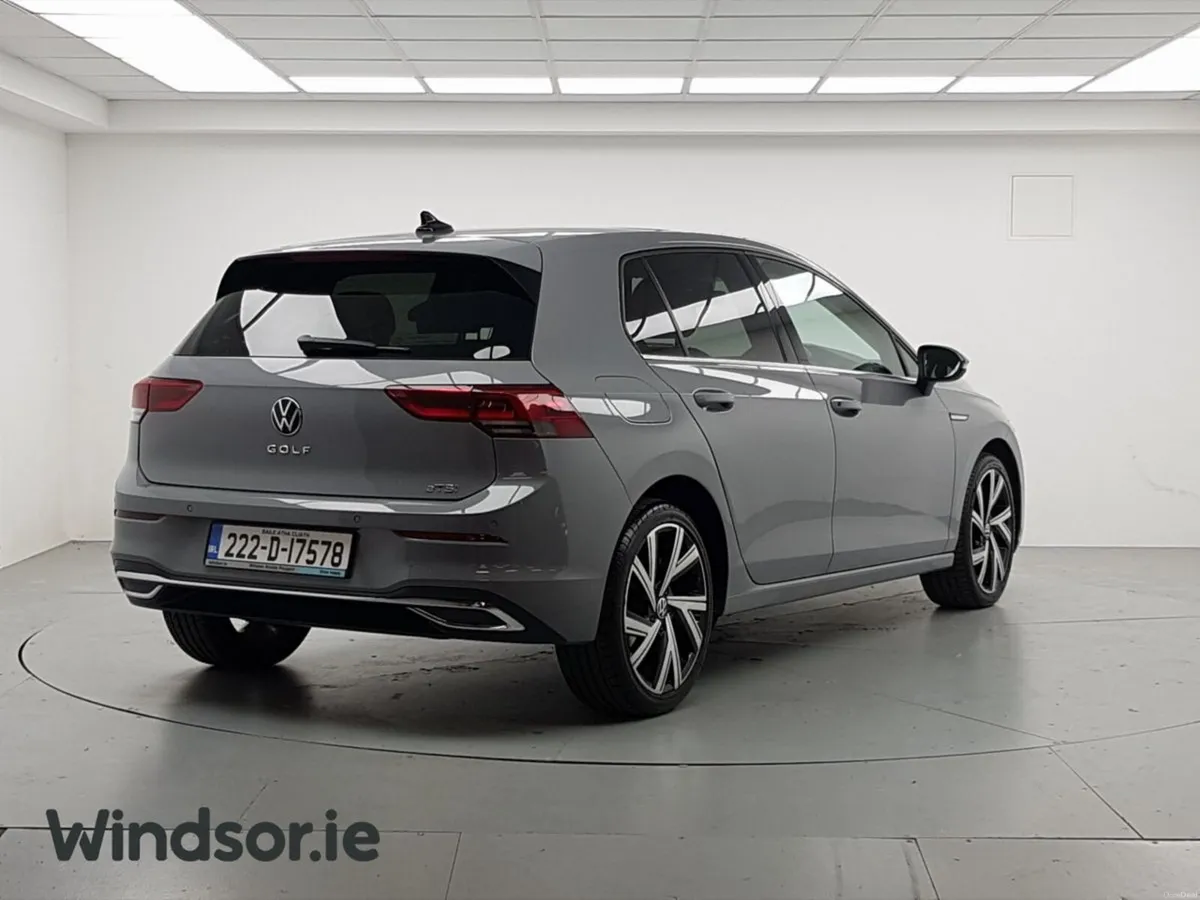 Volkswagen Golf 1.5 eTSI 130HP Style DSG MHEV - Image 2