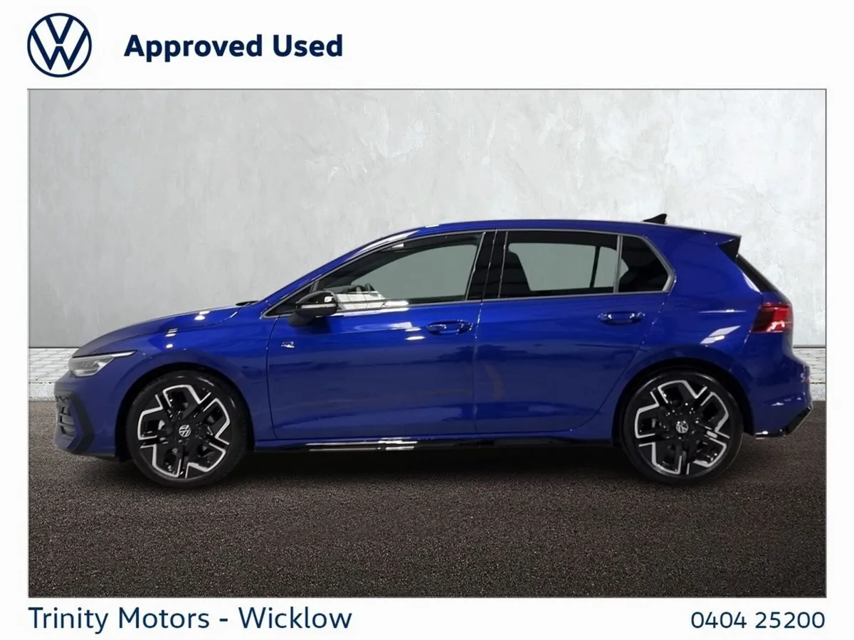 Volkswagen Golf ** R-LINE ** 2.0 TDI ** 150BHP ** - Image 6