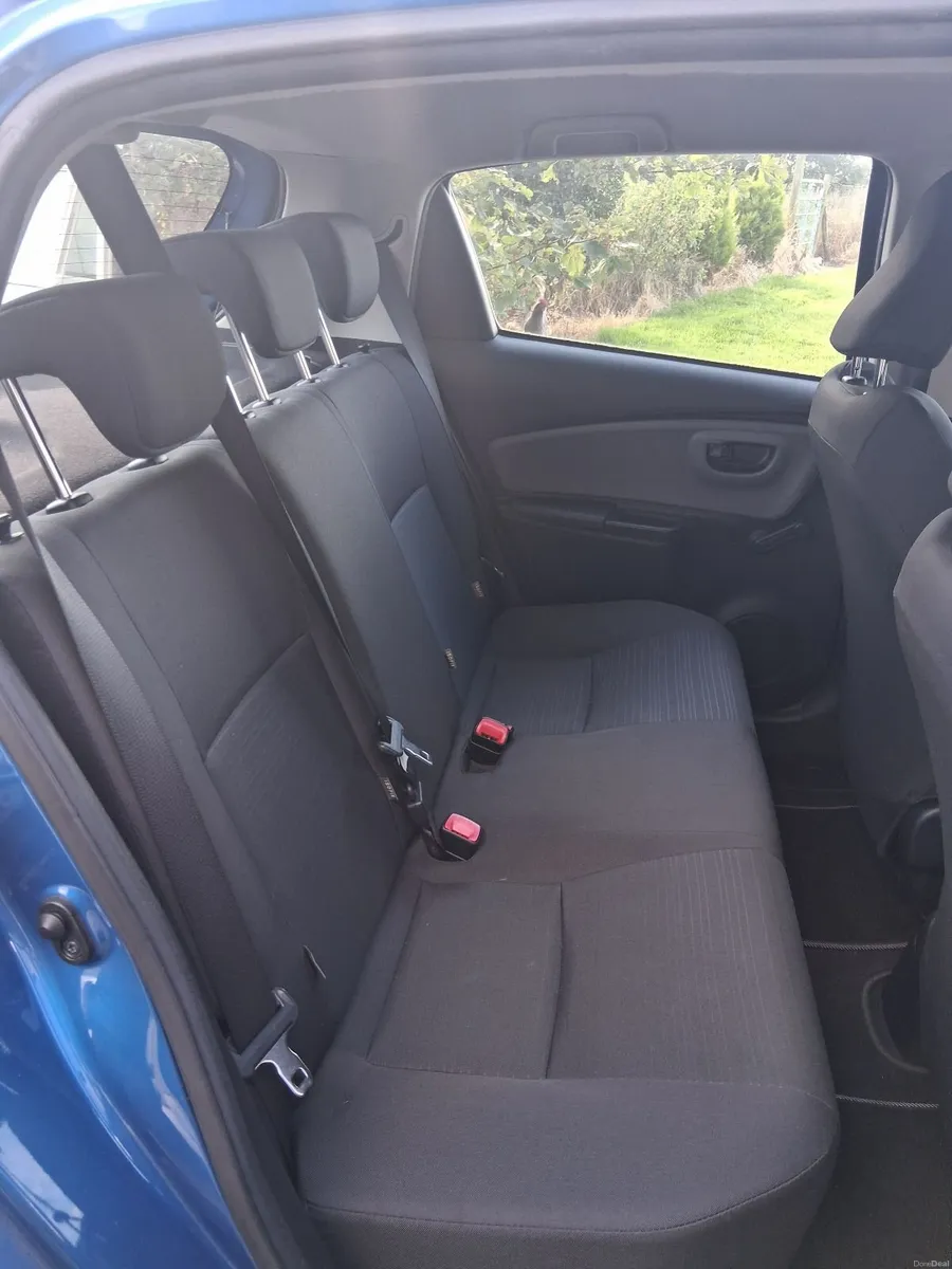 Toyota Yaris 2016 - Image 5