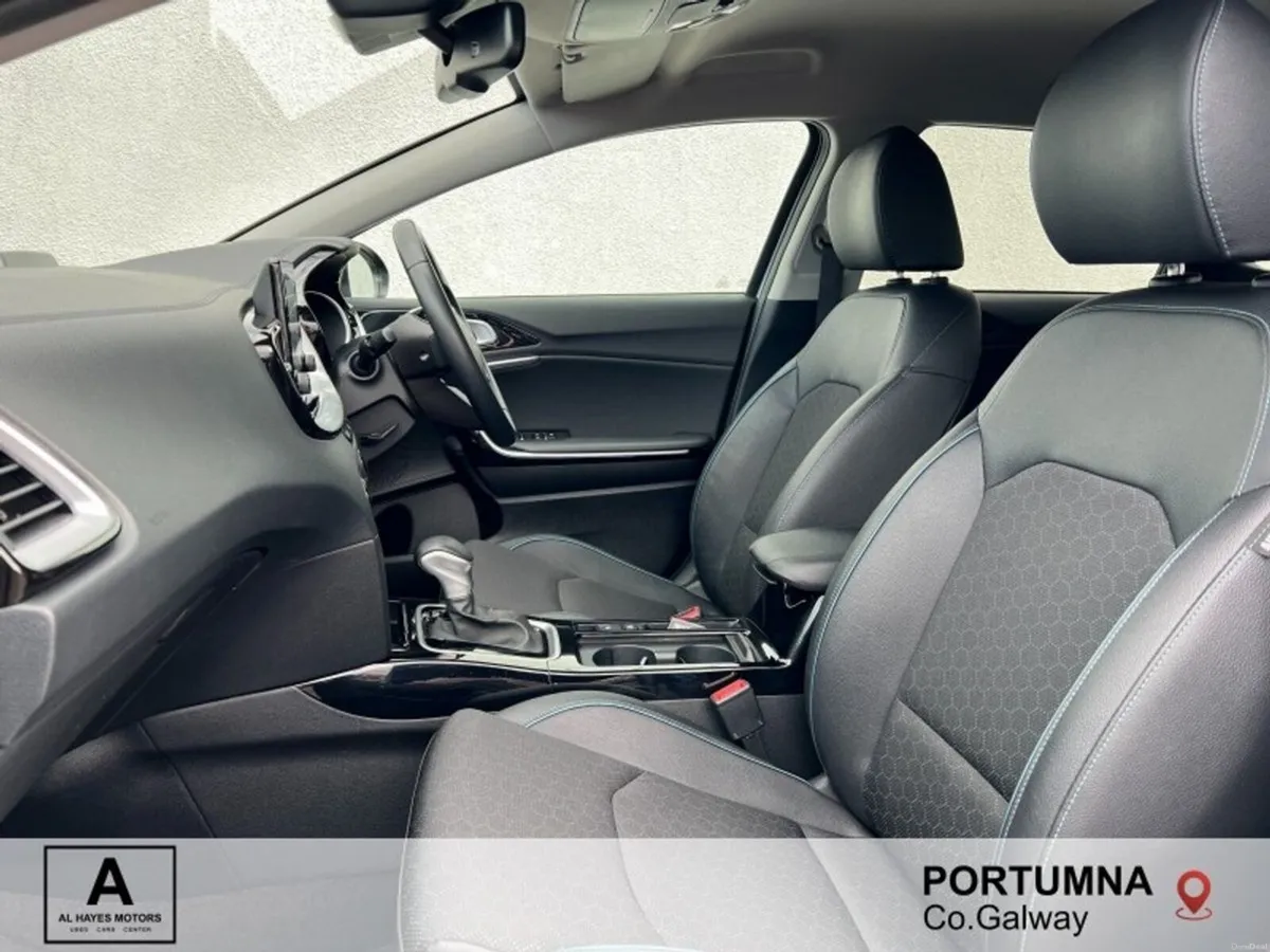 Kia Ceed 1.6 GDI PHEV HYBRID - Image 4