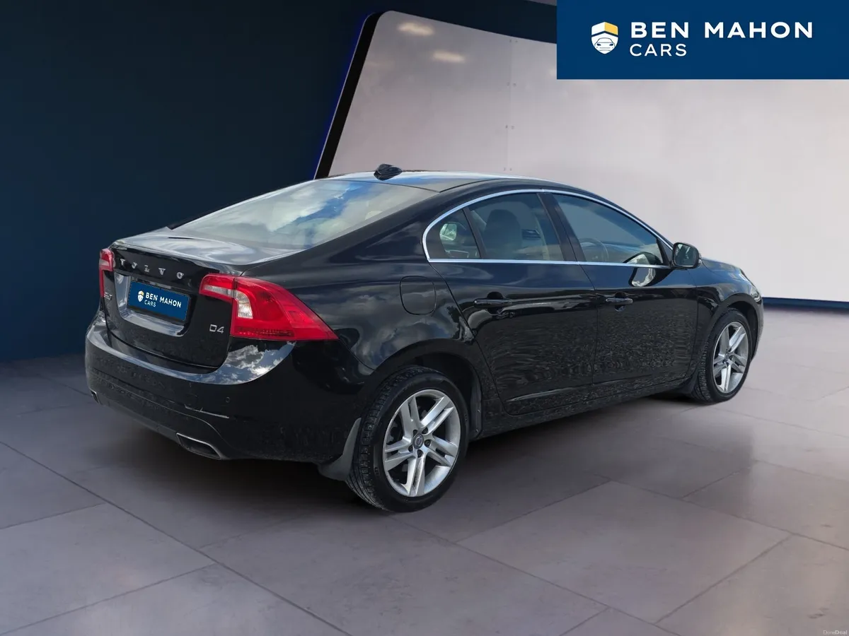Volvo S60 2015 - Image 5