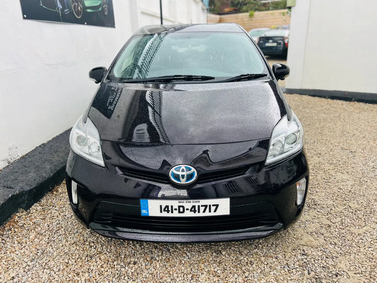 2014 Toyota Prius 1.8 Hybird - Image 3
