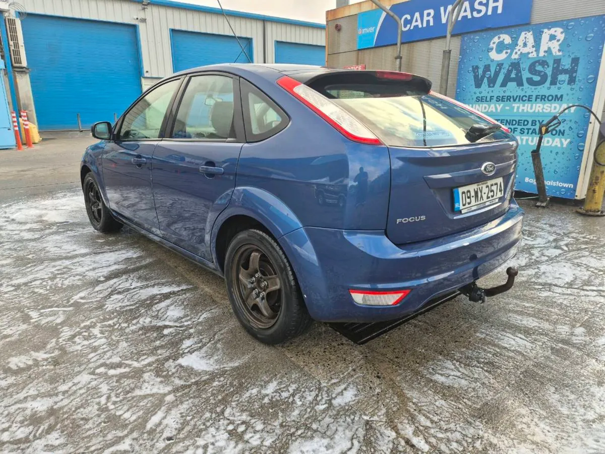 2009 ford focus nct 12/07/27 - Image 4