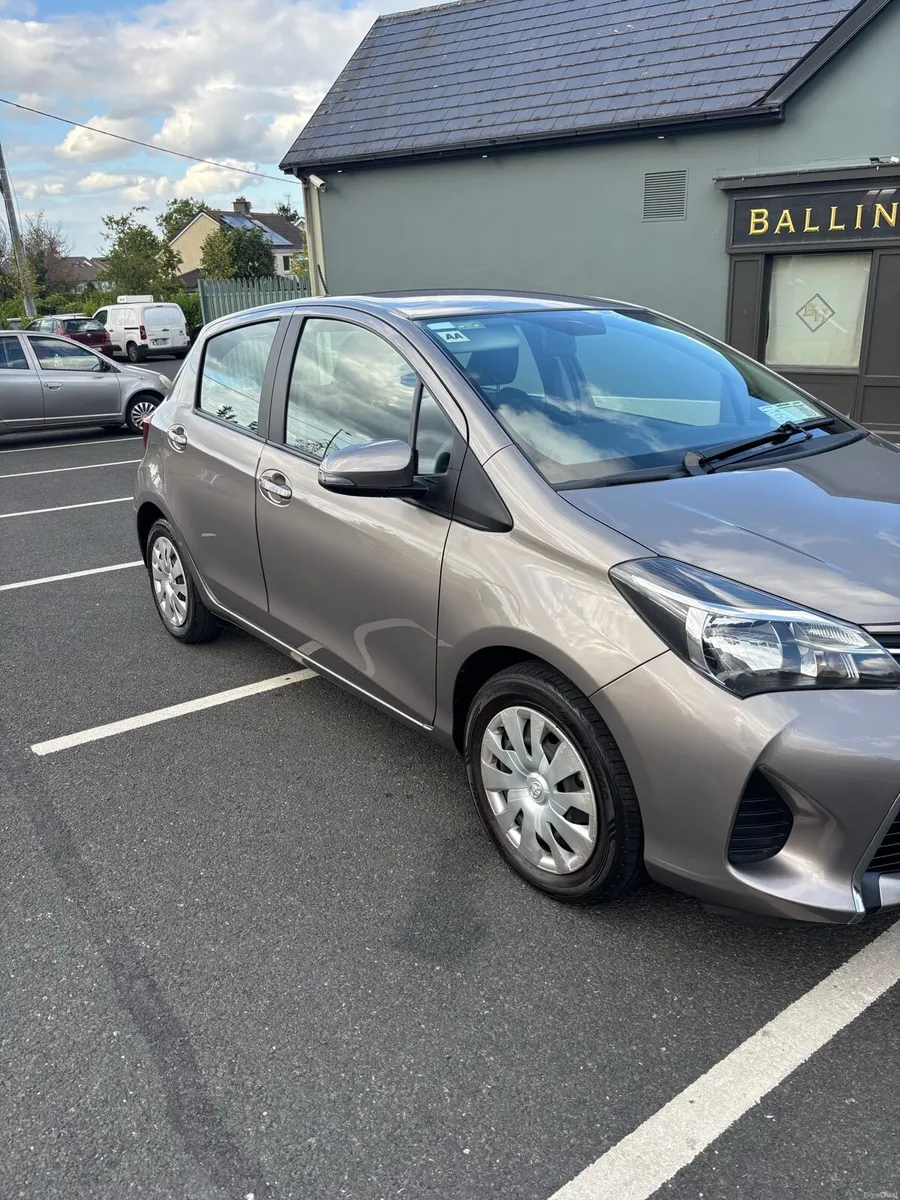 Toyota Yaris 2016 - Image 2