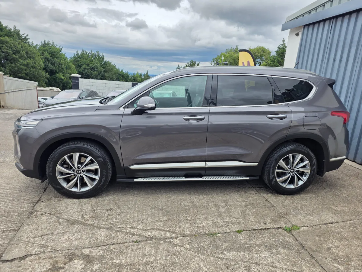 2019 HYUNDAI SANTAFE * EXECUTIVE PLUS * LOW MILES - Image 5